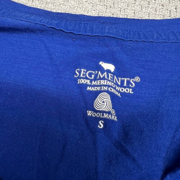 Segments wool top Women's Blue Long Sleeve Tee - Picture 4 of 6